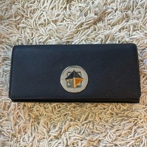 *SOLD* NEW Kate Spade clutch